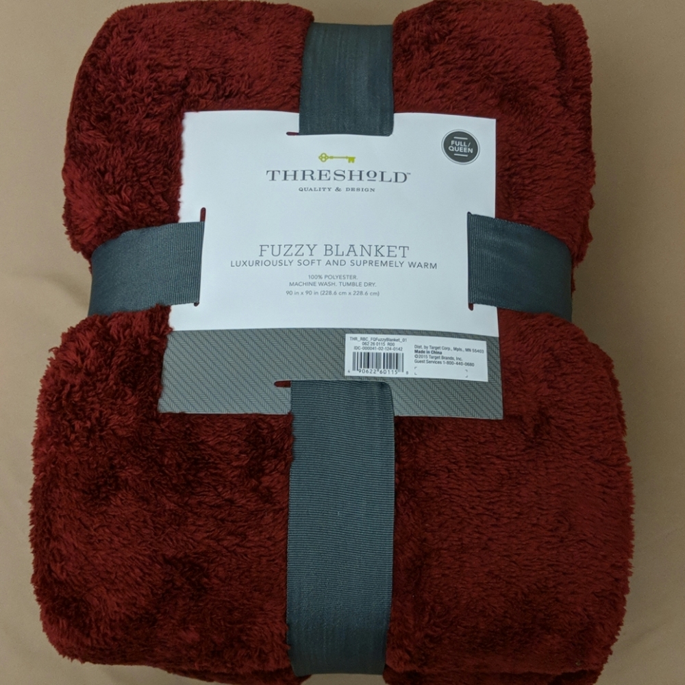 Threshold Fuzzy Queen/Full Size Blanket